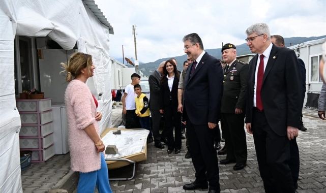 Konteyner kentte bayramlaşma merasimi