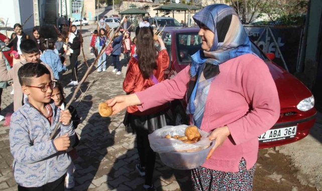 Konya'da asırlardır süren bayram geleneği yaşatılmaya devam ediliyor