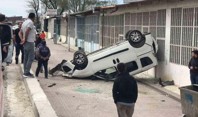 Konya'da hafif ticari araç takla attı: 1 yaralı