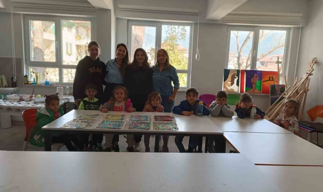 Köyceğizli minikler ebru çalışmasına katıldı