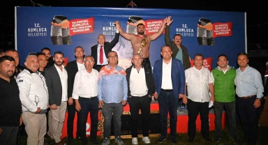 Kumluca'da başpehlivan Fatih Atlı