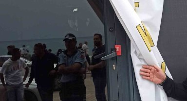 Kuşadası'nda uzun namlulu silahlarla ateş açılan işletme mühürlendi