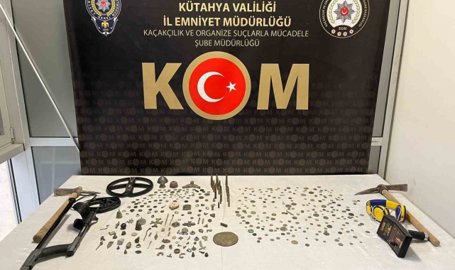 Kütahya'da 417 adet tarihi obje ele geçirildi