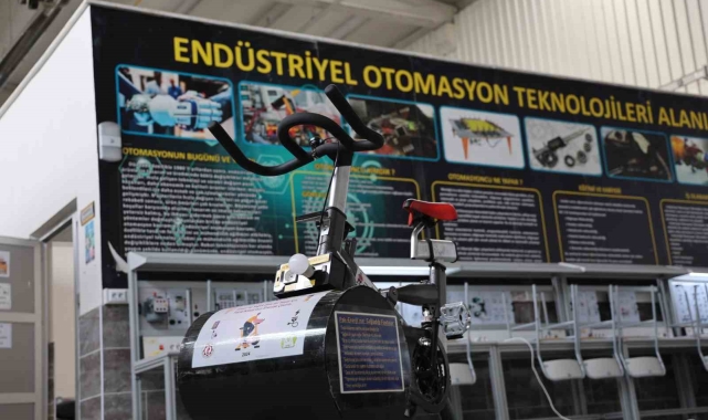Liseli genç kondisyon bisikletinde harcadığı enerjiyi elektriğe çevirdi
