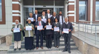 Malazgirt Belediye Başkanı mazbatasını aldı