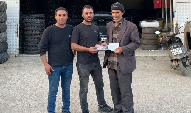 Manisalı esnaf 19 bin 200 lirayı sahibine ulaştırdı