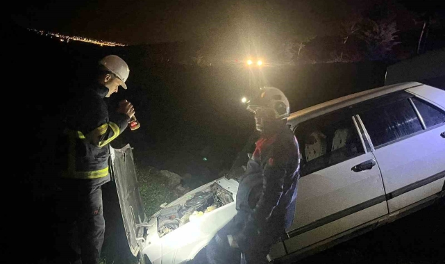 Mardin'de otomobil şarampole yuvarlandı: 2 yaralı