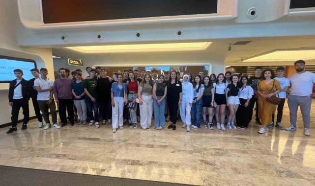 MBA'lı öğrenciler Medicana İzmir'de