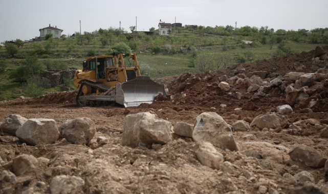 Melikgazi'de yol yenileme çalışmaları ile ulaşım ağı genişliyor