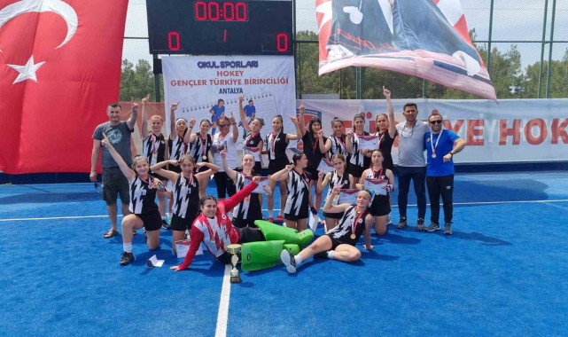 Menteşe Spor Lisesi Kız Hokey Takımı Türkiye Şampiyonu oldu