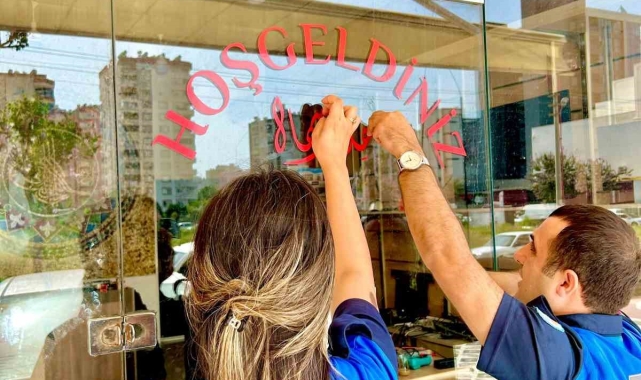 Mezitli Belediyesi, Türkçe harf kullanılmayan tabelaları kaldırdı