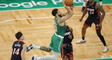 Miami, Boston'ı deplasmanda yendi, seriyi 1-1 yaptı