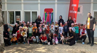 Miniklere deprem tatbikatı eğitimi