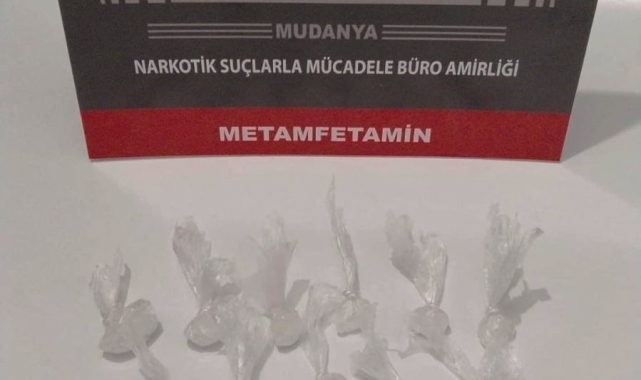 Mudanya'da polis uyuşturucuya göz açtırmıyor