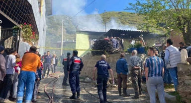 Nazilli'de 2 yaşındaki çocuk alevlerin arasında kalarak hayatını kaybetti