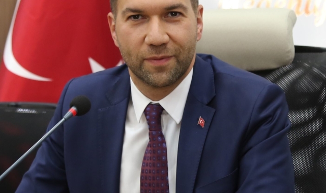 Niğde Belediye Başkanı Özdemir'den çiçek yerine bağış çağrısı