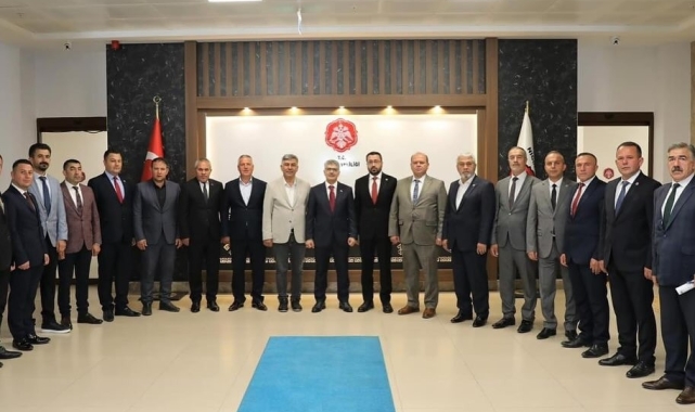Niğde İl Genel Meclisi üyelerinden Vali Çelik'e ziyaret