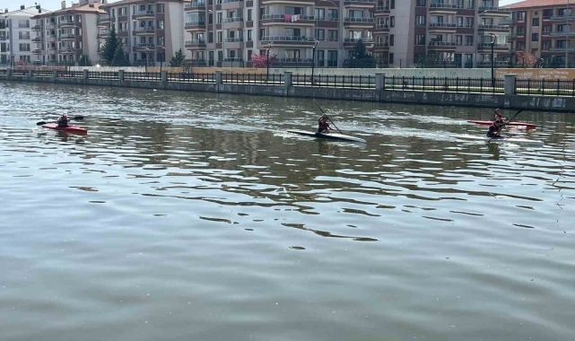Okul sporları kano yarışmaları tamamlandı