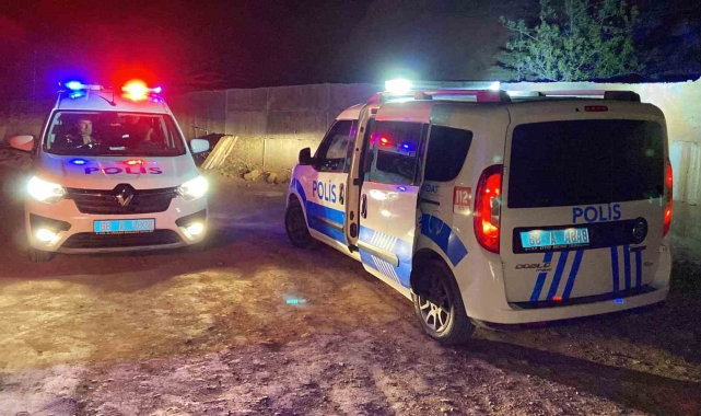 Ölen borçlusunun mezarını açtı, mezarı ateşe verip cesedi yakmak istedi