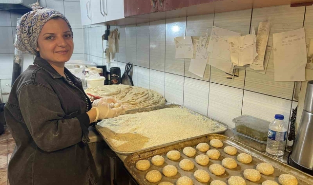 Osmaniye'de bayram kömbesi mesaisi