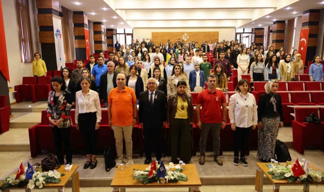 Otizm spektrum bozukluğunda dünden bugüne etkinliği HKÜ'de gerçekleştirildi