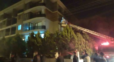 Otoparkta otomobil yandı, 52 dairelik bina tahliye edildi