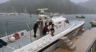 Özel teknede yaralanan vatandaşa Sahil Güvenlik'ten tıbbi tahliye