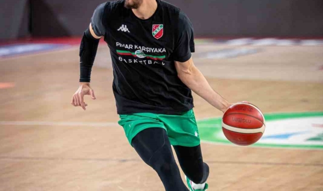 P. Karşıyaka'da Kenan Sipahi sakatlandı