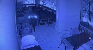 Pişkin hırsız iki gün üst üste aynı kafeye girdi, kameraları hesaba katmadı