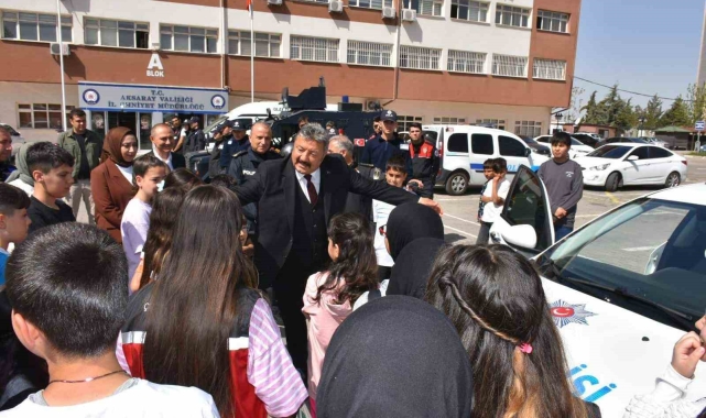 Polislik mesleği ve çalışmaları öğrencilere anlatıldı