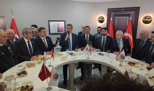 Protokol valilikte bayramlaştı