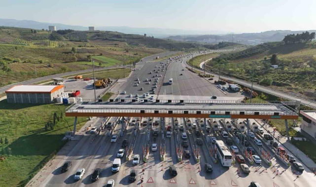 Ramazan Bayramı tatilinde otoyollardan 11,2 milyon araç geçti
