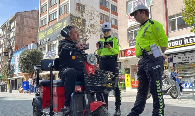 Sadece yaya ve bisikletlerin girdiği caddede sıkı denetim