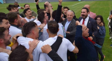 Şampiyon Nilüfer Belediye FSK