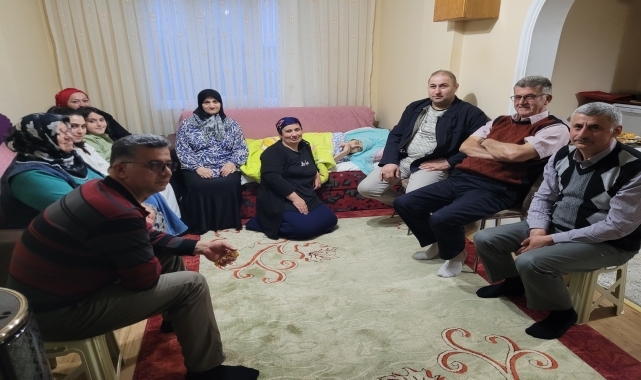 Samsun&#039;da 97 yaşındaki Esma Şahin&#039;e bayram ziyareti