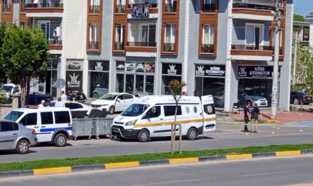 Şehir dışından gelip oto galeriyi kurşunladılar: 1 yaralı, 4 gözaltı