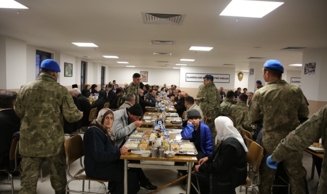 Şehit aileleri ve gazi yakınları için iftar yemeği düzenlendi