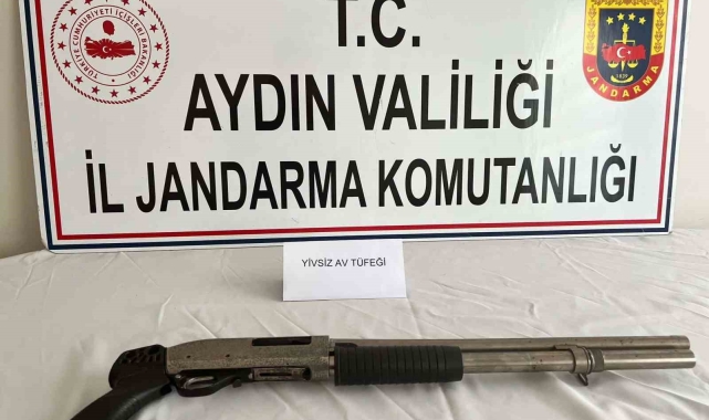 Silah sesleri ruhsatsız tüfeği yakalattı