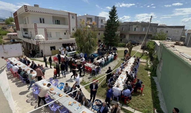 Silopi'de muhtardan köylülere 500 kişilik teşekkür yemeği