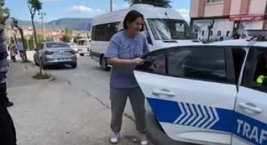 Sınava geç kalan öğrencileri, emniyet güçleri yetiştirdi