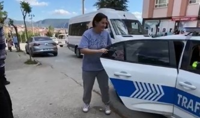 Sınava geç kalan öğrencileri, emniyet güçleri yetiştirdi
