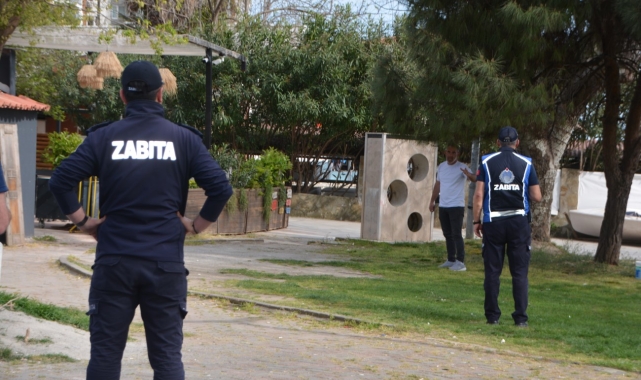 Sinop'ta zabıta memurları ile seyyar satıcılar arasında gerginlik