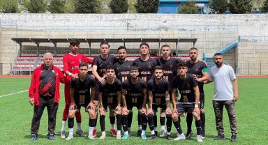 Şırnak U18 ve Süper Amatör Ligi Şampiyonu Cizre Diclespor, Play Off'a yükseldi