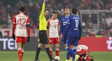 Sivasspor-Fenerbahçe maçının VAR'ı Alman hakem Benjamin Brand oldu