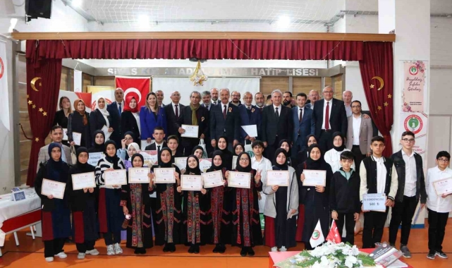 Sivas'ta Arapça şiir yarışması düzenlendi