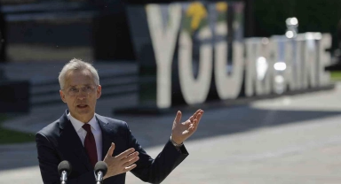 Stoltenberg'ten Ukrayna'ya sürpriz ziyaret