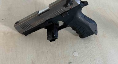 Şüpheli şahsın üzerinden tabanca ele geçirildi