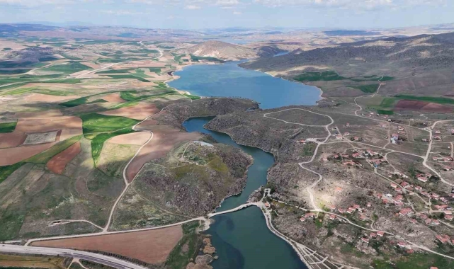 Tarih ve doğanın iç içe olduğu mekanda bayram yoğunluğu