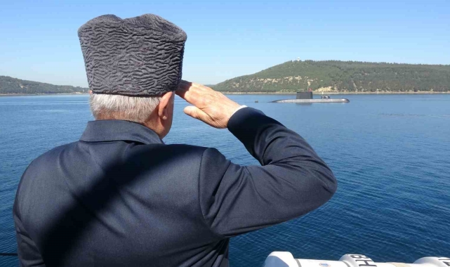 'TCG Dumlupınar' denizaltısında şehit olan 81 denizci için anma töreni düzenlendi