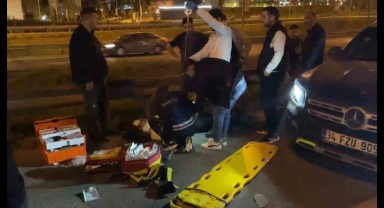TEM Otoyolu'nda otomobil cipe arkadan çarptı: 1'i ağır 2 yaralı